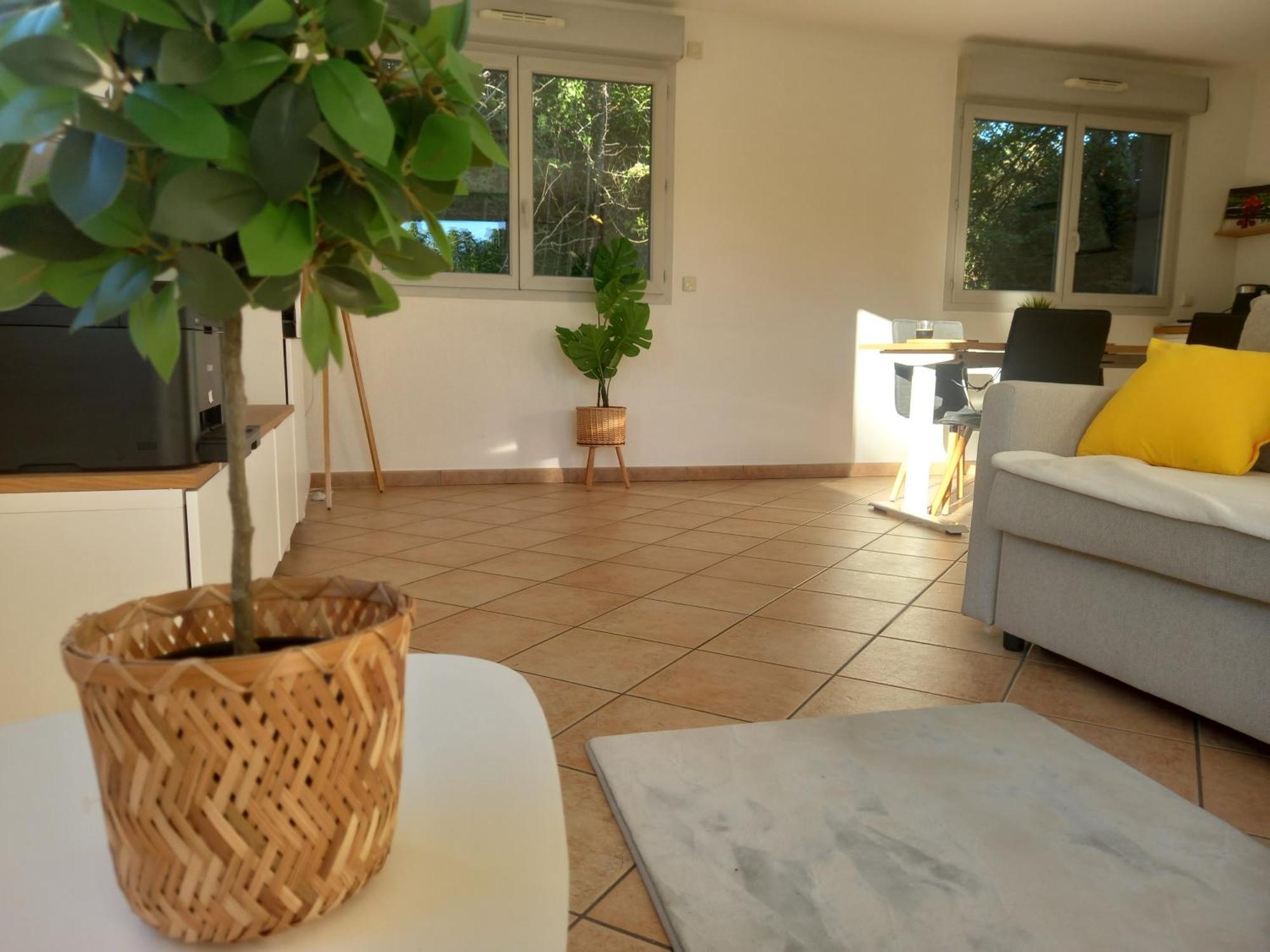 T2 De 56M2 - Geneve A 5 Min- Parking Prive Gratuit Apartment Saint-Julien-en-Genevois Exterior photo